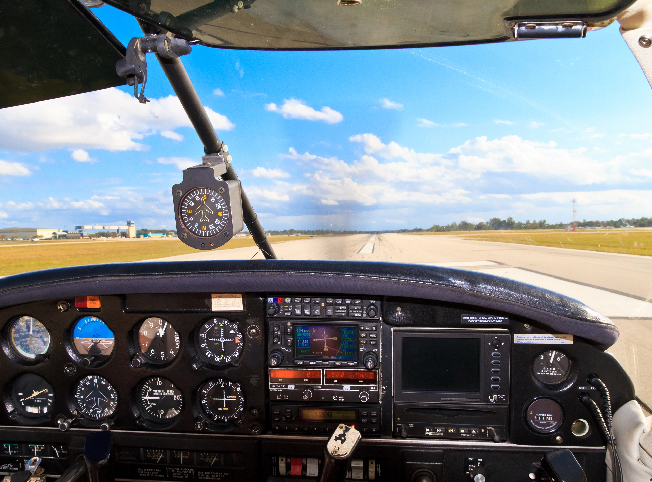 How True Course Simulations Addresses Common Flight School Challenges